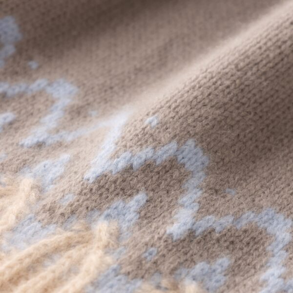 INTARSIA RD RAGLAN JUMPER - Image 3