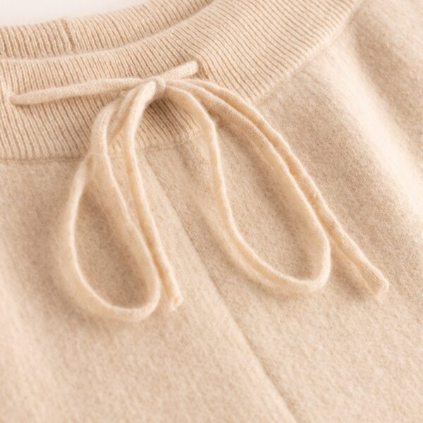 FULL NEEDLE KNITTED LOOSE PANTS - Image 2