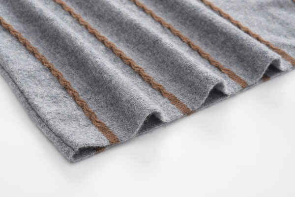 68NM/3 WORSTED STRIPE DRESS - Image 3