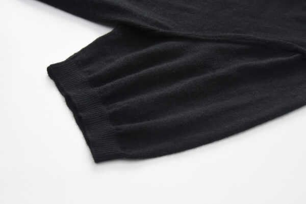 MEN'S V NK SHORT SLEEVED TOP 68NM3 - Image 3