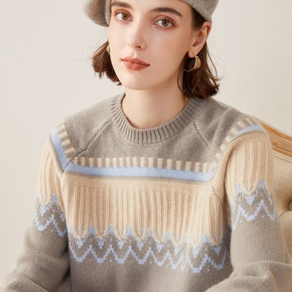 INTARSIA RD RAGLAN JUMPER