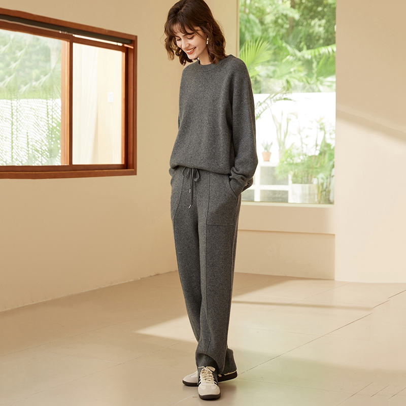 CHUNKY SWEAT SUIT